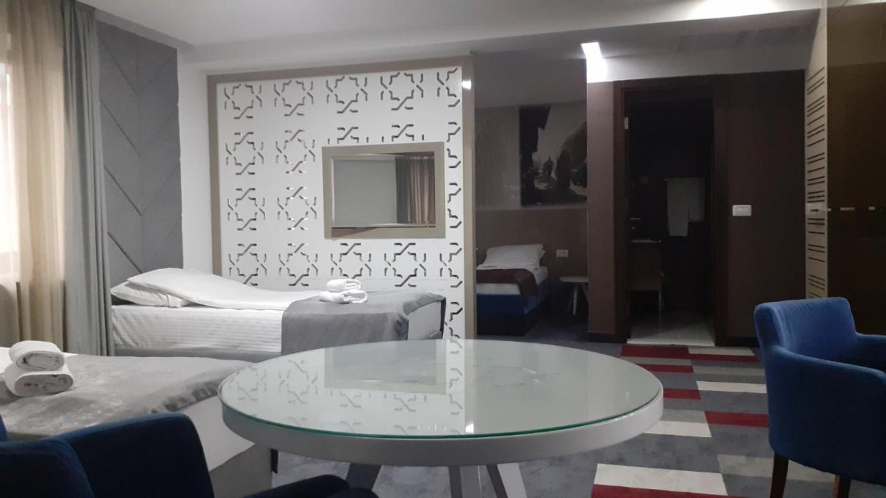 One-Bedroom Apartment,1589104838:JPEG
